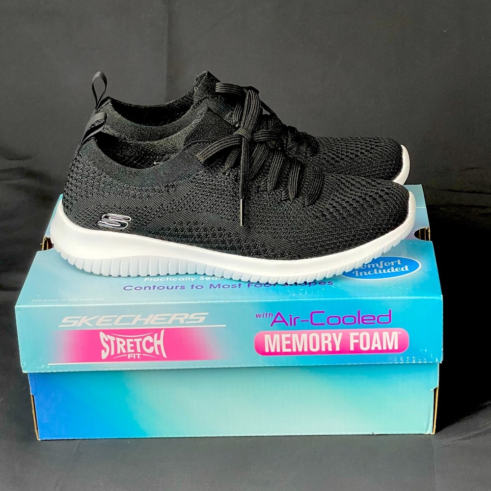 EUC Sketchers Size 7.5 Black Slip on Worn Twice